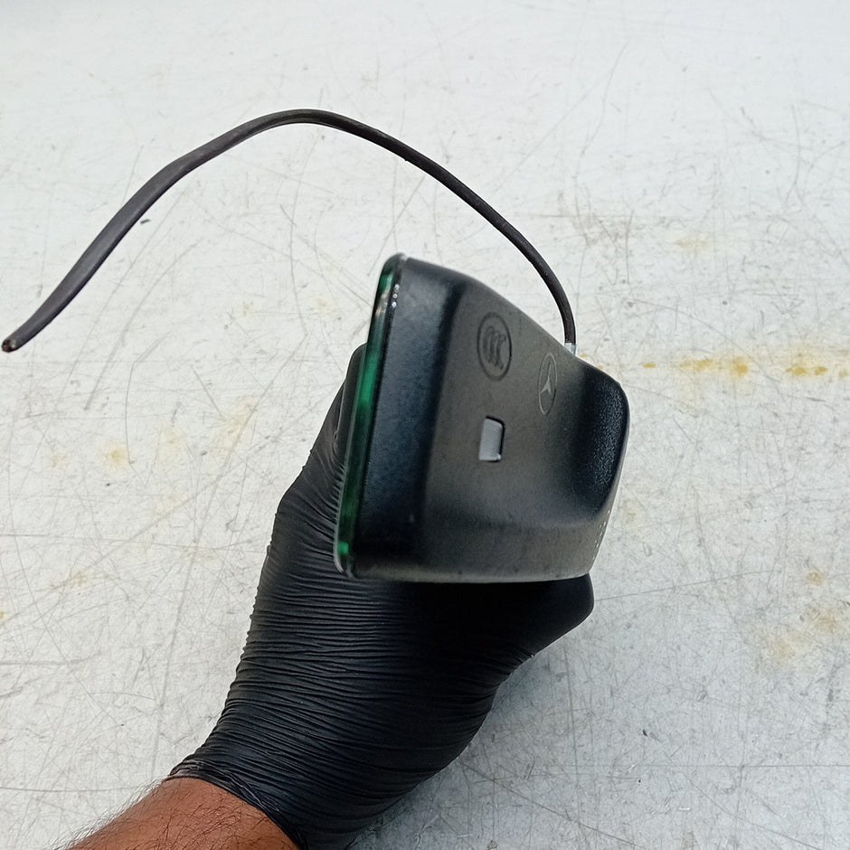 MERCEDES BENZ C-CLASS W206 INTERIOR REAR VIEW MIRROR BLACK A2068104903 FM001514