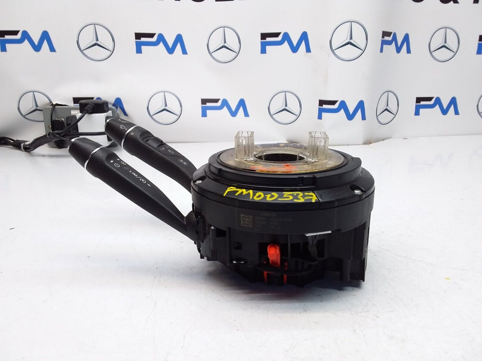 Mercedes  B-CLASS W246 INDICATOR/WIPER GEAR SELECT + SQUIB  2013 FM00537