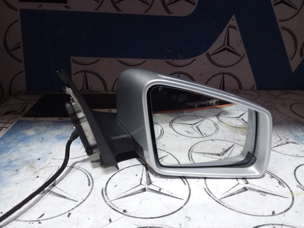 11-15 MERCEDES W204 COUPE WING MIRROR FRONT RIGHT DRIVER SIDE A2048109216 SILVER