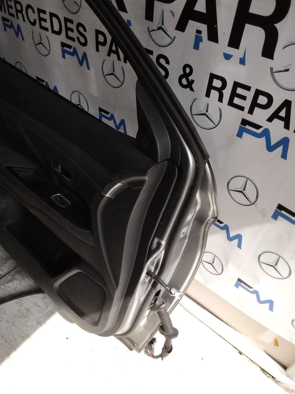 MITSUBISHI OUTLANDER MK3 PASSENGER FRONT DOOR NSF GREY ON COMPLETE FMD310