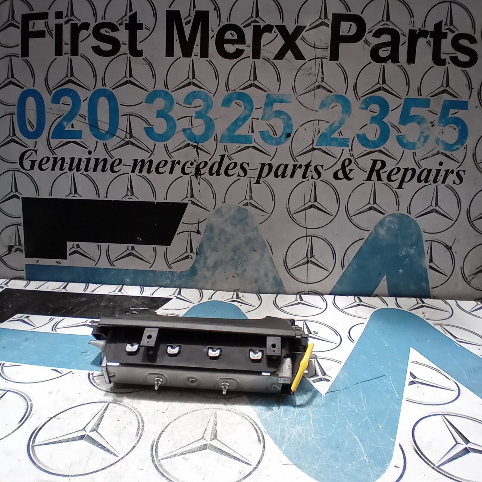 2018 MITSUBISHI OUTLANDER MK3 KNEE AIR SRS BAG RIGHT DRIVER SIDE 7030A-31754