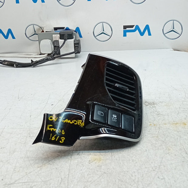 MITSUBISHI OUTLANDER MK3 DASHBOARD AIR VENT + SWITCH 8030A202 FM001613