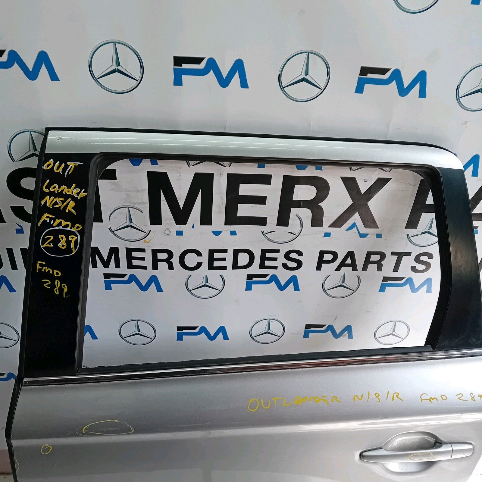 MITSUBISHI OUTLANDER MK3 PASSENGER SIDE REAR DOOR NSR SILVER FMD289 