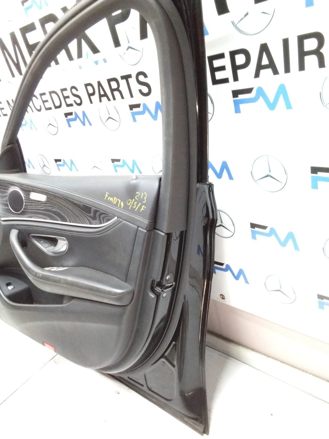 MERCEDES BENZ E-CLASS W213 DRIVER SIDE FRONT DOOR O/S/F COMPLETE BLACK FMD74