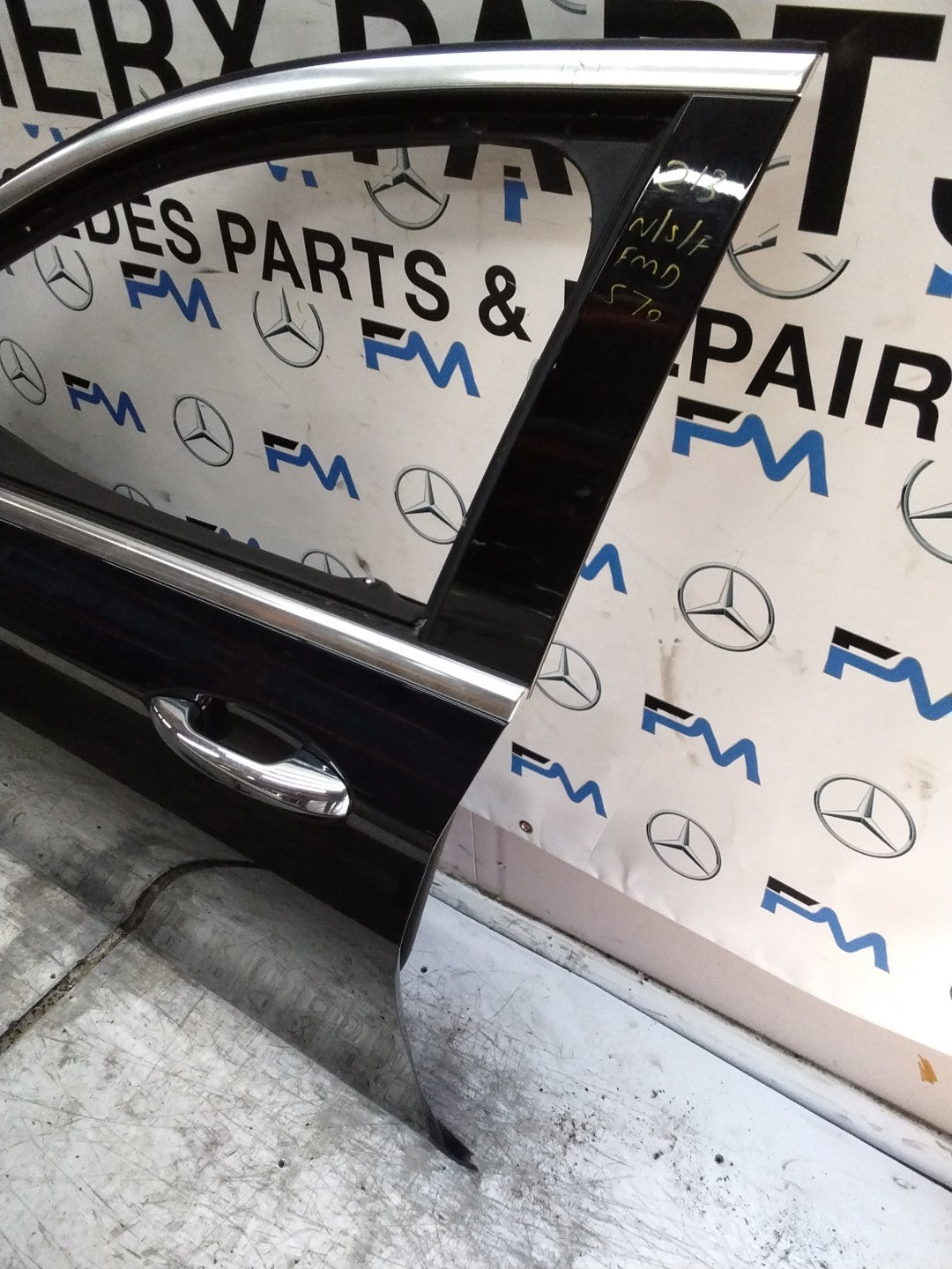 MERCEDES E-CLASS W213 SLN PASSENGER FRONTDOOR NSF BLUE 2016-2023 COMPLETE FMD570