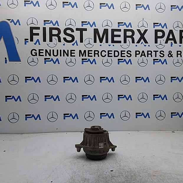 MERCEDES BENZ  E-CLASS W213  ENGINE MOUNT LEFT NS A2132400500 FMR323
