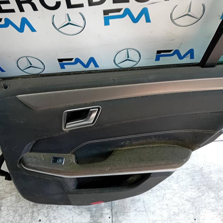 MERCEDES E-CLASS W212 SLN DRIVER REAR DOOR OSR SILVER 2014 ON COMPLETE FMD476