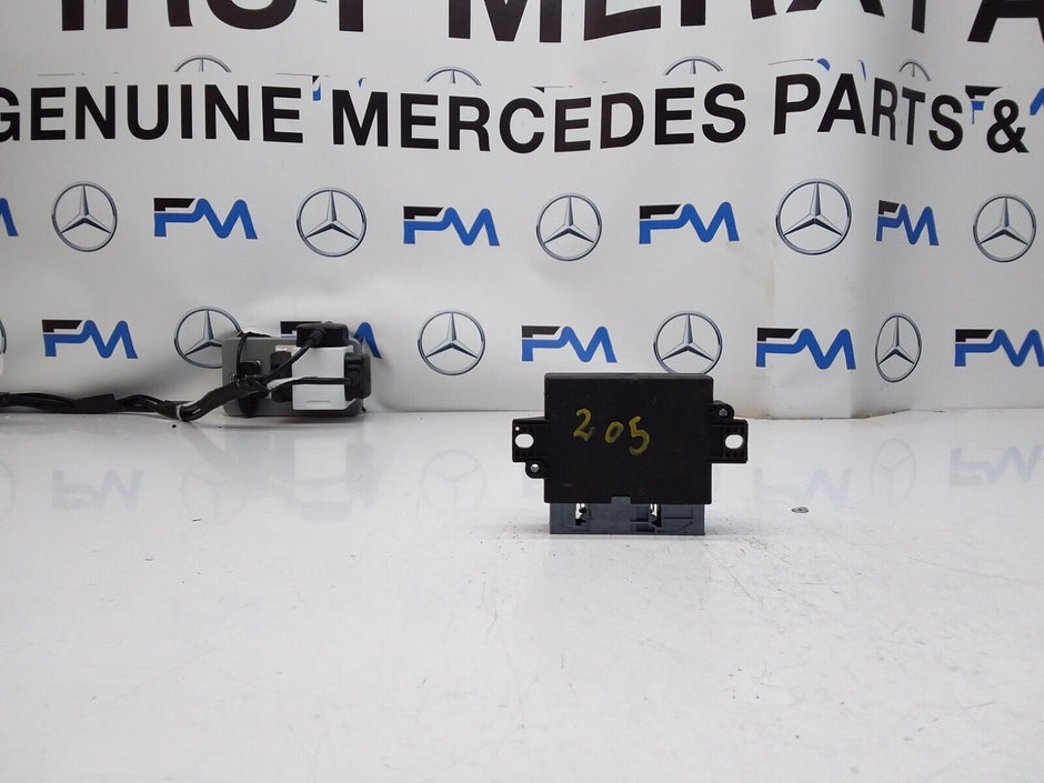 MERCEDES C-CLASS W205 PARKING DISTANCE SENSOR MODULE A0009001808 FM00455 2017