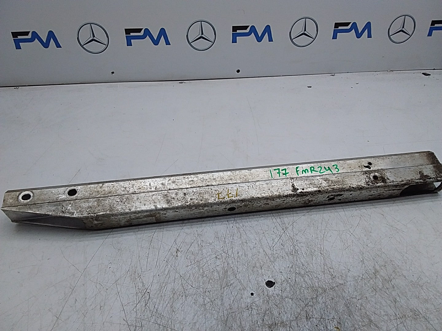 MERCEDES A-CLS W177 FRONT LEFT LOWER SUPPORT BAR A1776225100 FMR243