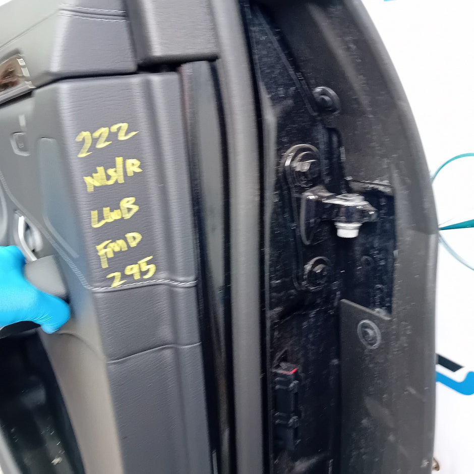 MERCEDES S-CLASS W222 SLN PASSENGER REAR DOOR NSR BLACK 2014 ON COMPLETE FMD295