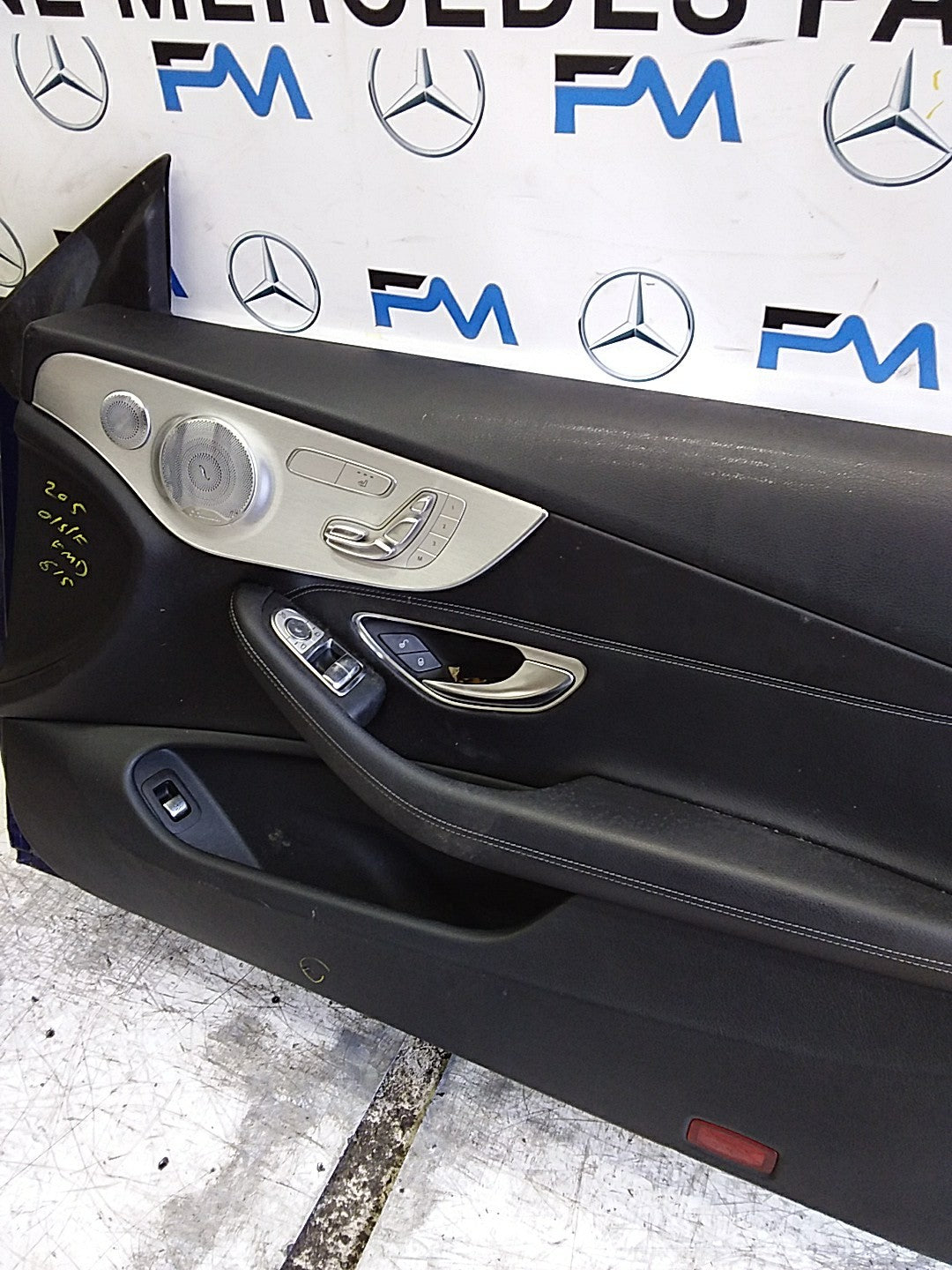 MERCEDES C-CLS W205 COUPE DRIVER FRONTDOOR OSF BLUE 2016 ONWARDS COMPLETE FMD615
