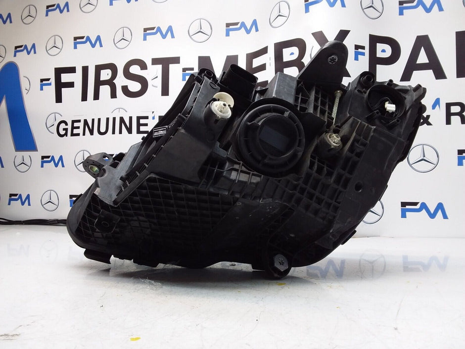 2018 MERCEDES C-CLASS W205 O/S HEADLIGHT  A2059062606 FMH56 LED HIGH PERFORMANCE