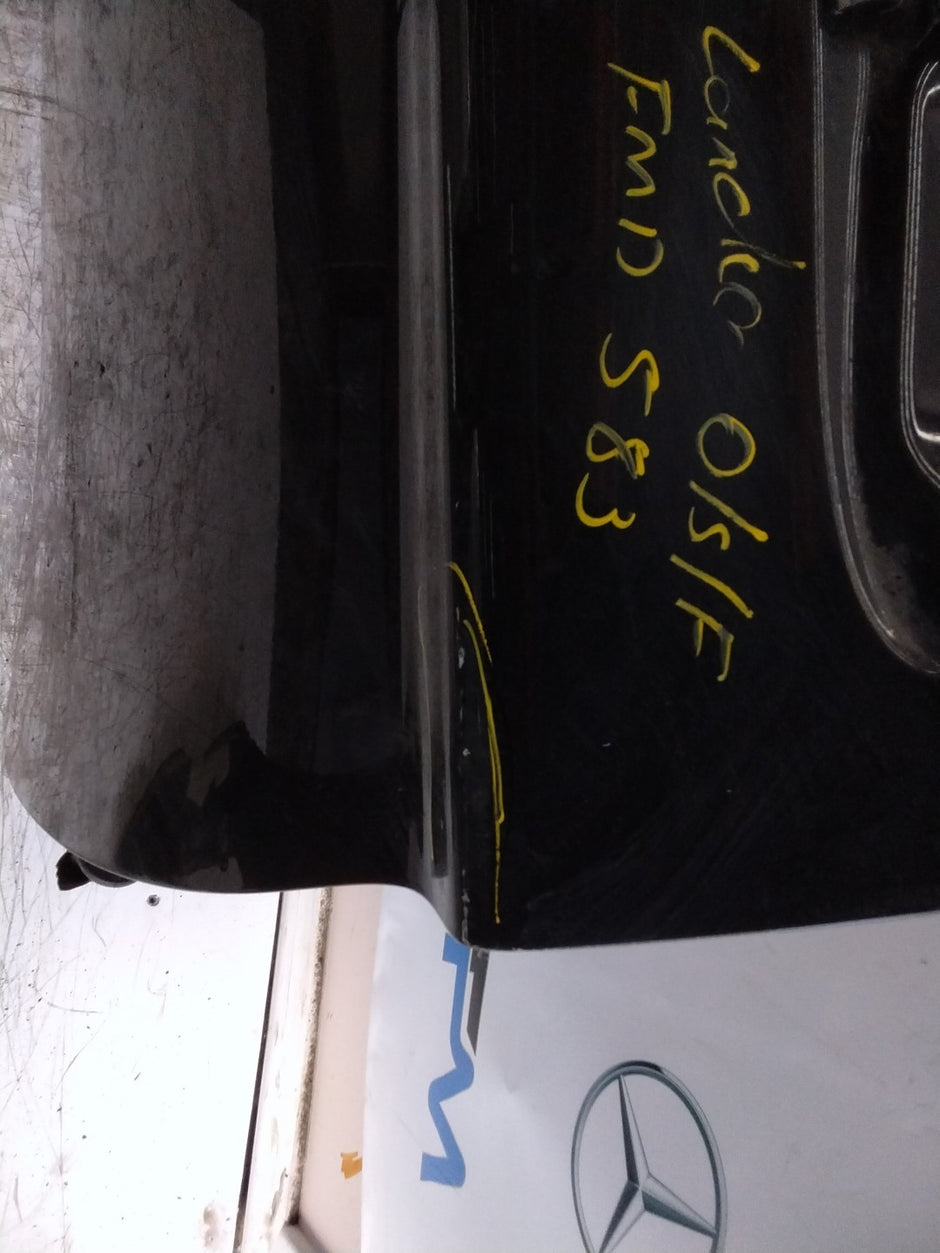 MITSUBISHI OUTLANDER DRIVER FRONT DOOR OSF BLACK  FMD583