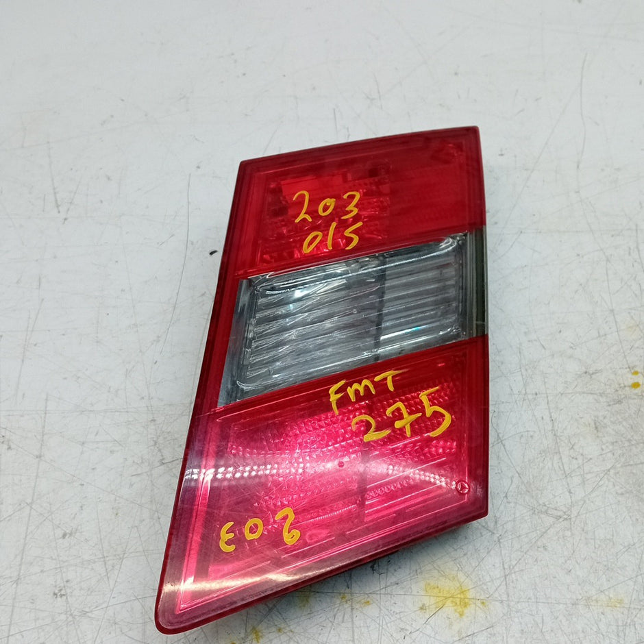 MERCEDES C-CLASS W203 ESTATE DRIVER RIGHT REAR TAIL LIGHT A2038205464 FMT275