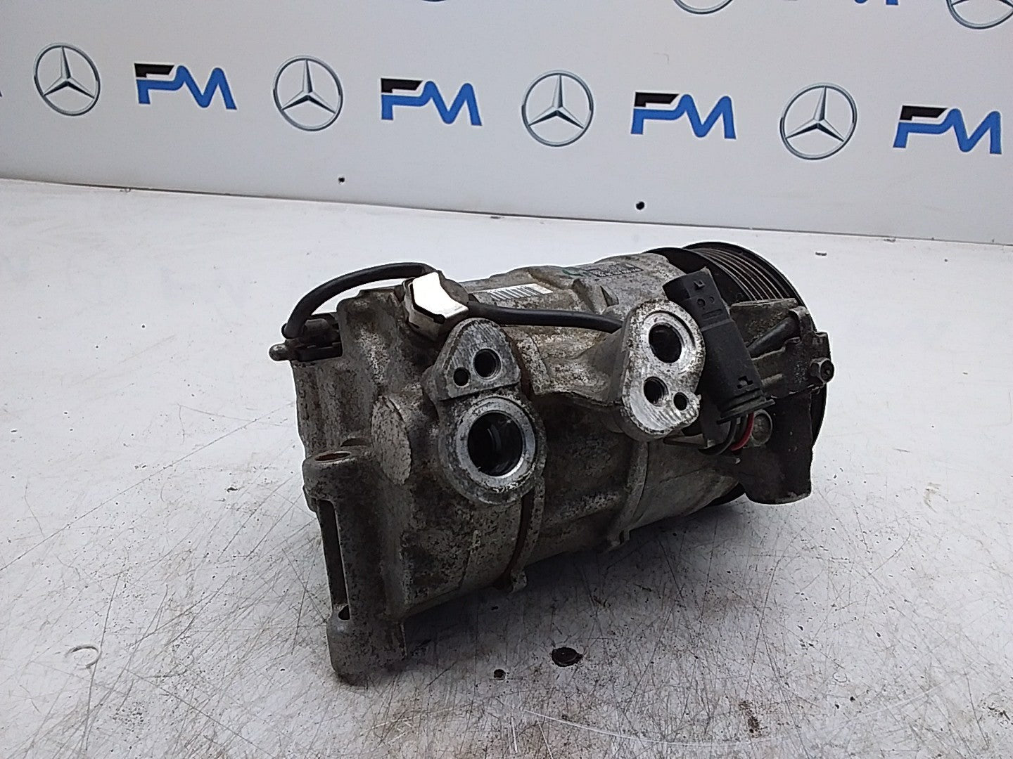 MERCEDES  X253 SPRINTER AIR CON PUMP COMPRESSOR A0008303002 FMR265