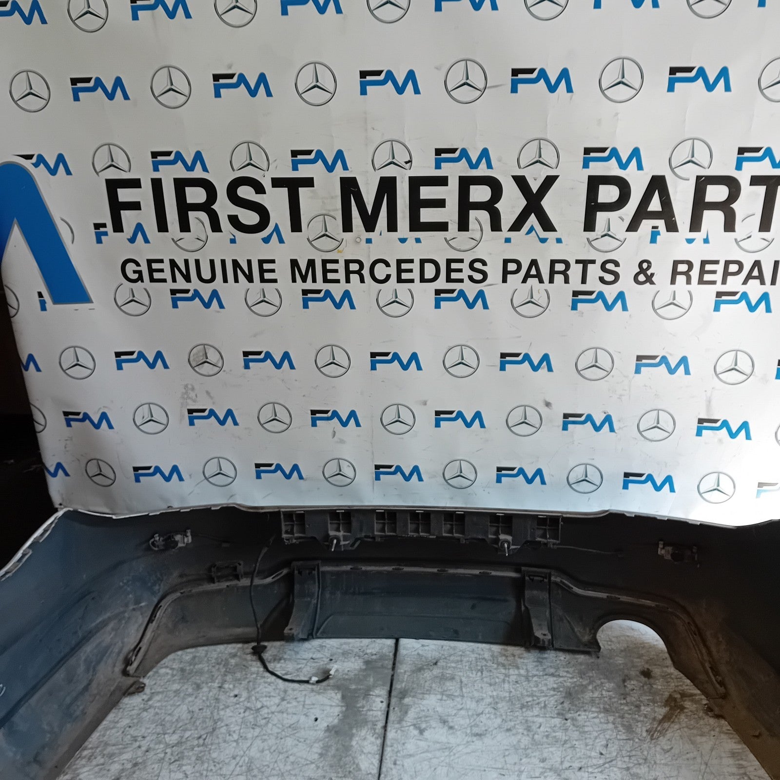 MERCEDES BENZ C-CLASS W204 REAR BUMPER A2048809042 2018 WHITE  FMX168