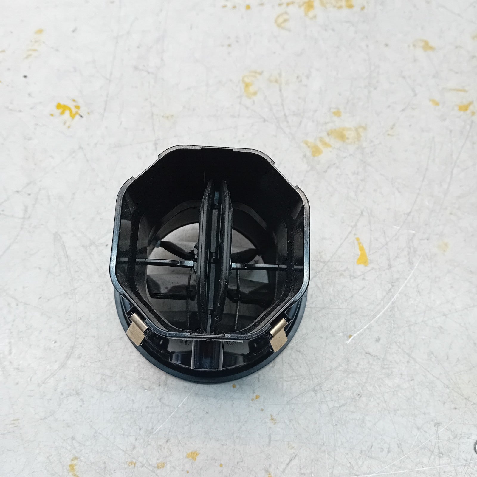 MERCEDES BENZ E-CLASS W213 DASHBOARD AIR VENT 2016-20 A2138308000 FM001187