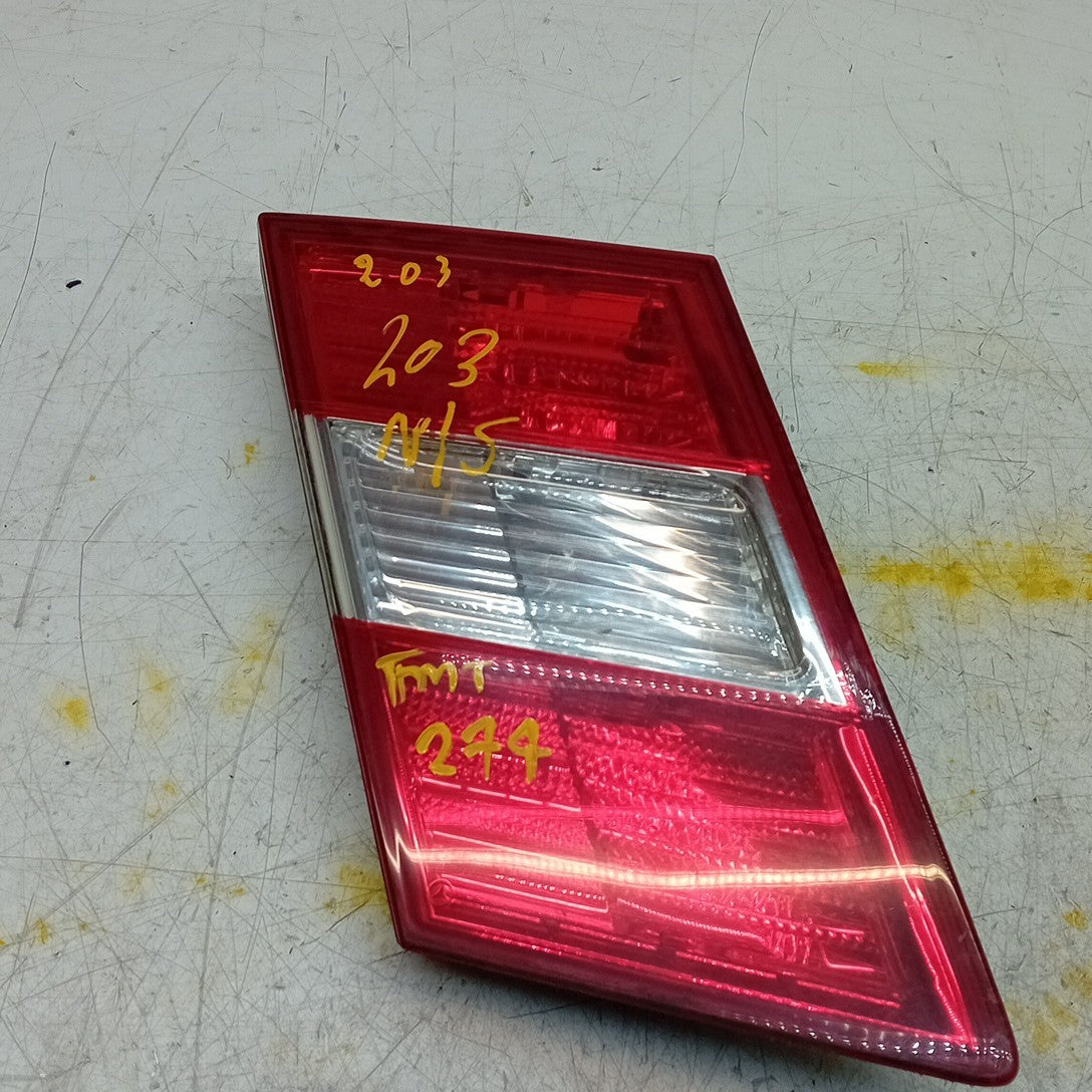 MERCEDES C-CLASS W203 ESTATE PASSENGER LEFT REAR TAIL LIGHT A2038204964 FMT274