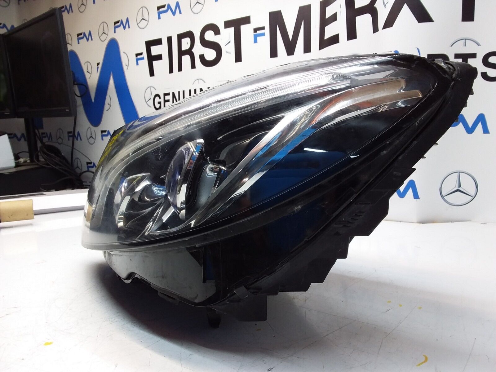 2018 MERCEDES C-CLASS W205 N/S Passenger Side Front Headlight A20539060605 FMH20