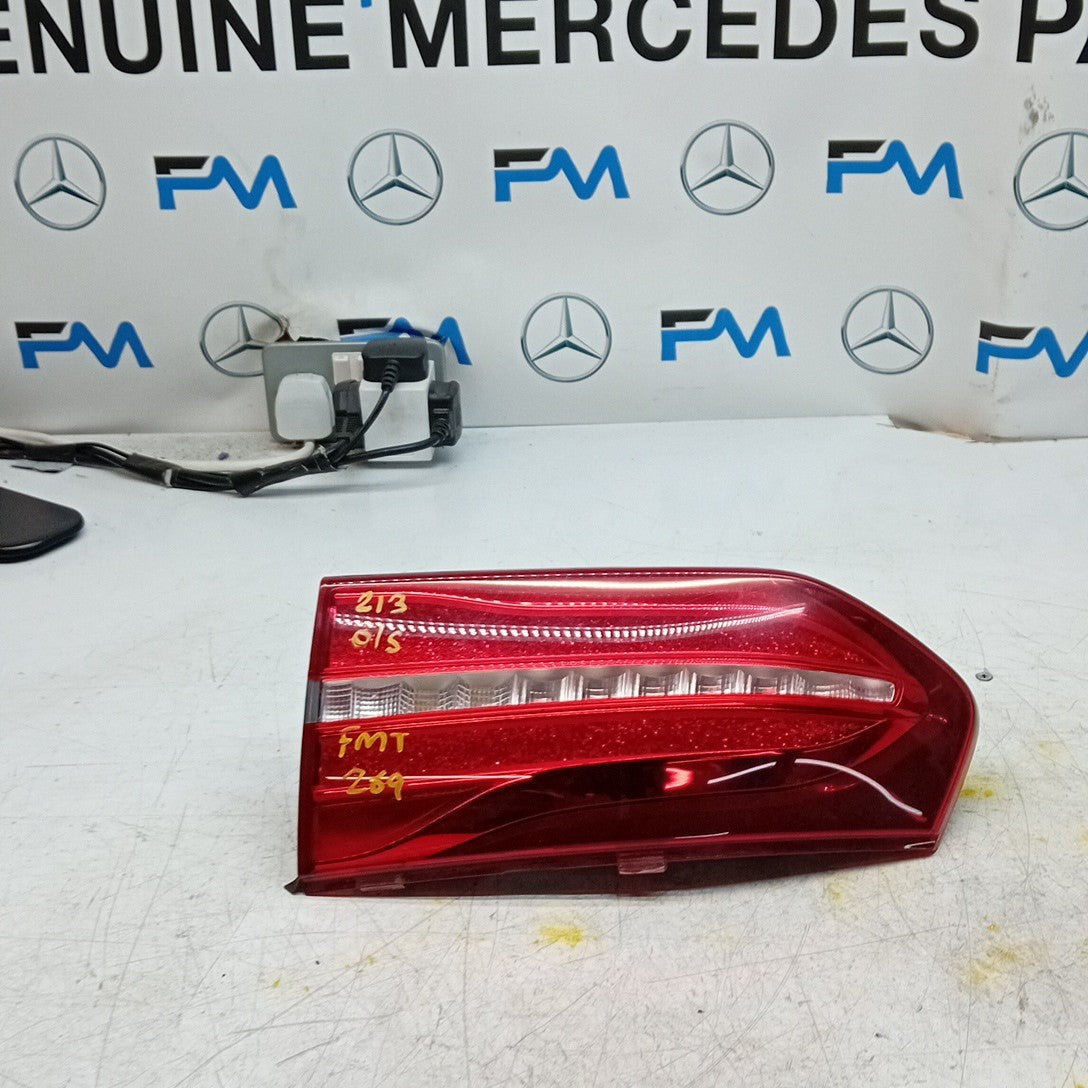 MERCEDES BENZ  E-CLASS W213 DRIVER RIGHT OS REAR TAIL LIGHT  2016 FMT269