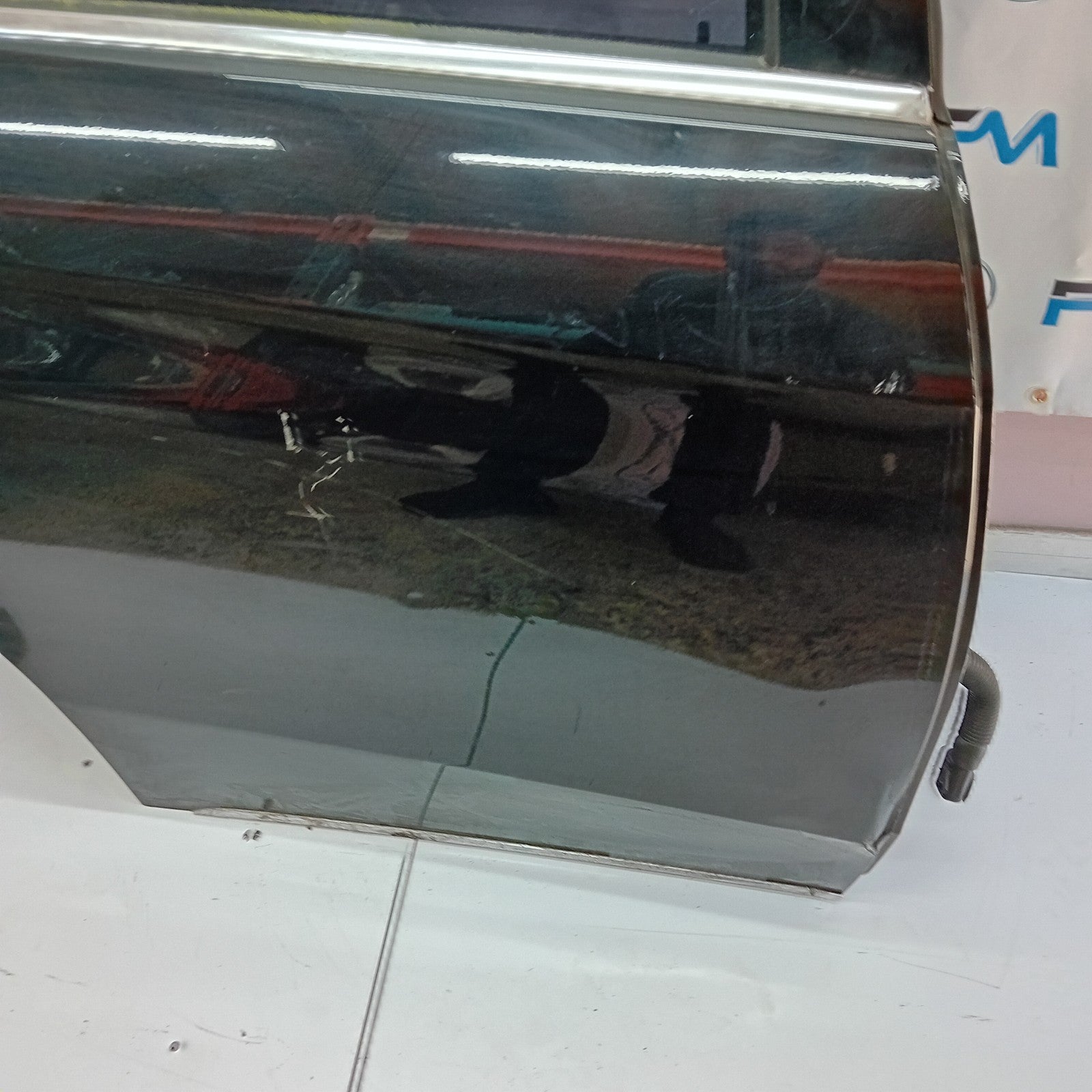 MERCEDES BENZ E-CLASS  W212 DRIVER SIDE REAR DOOR ( OFF SIDE REAR ) FM03