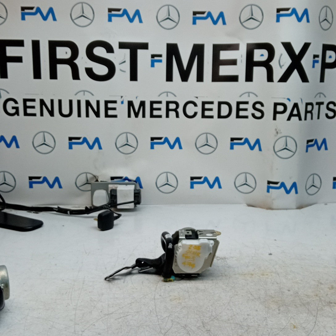 MERCEDES C-CLASS W205 SEAT BELT REAR RIGHT DRIVER SIDE OSR A2058600685 FMS474