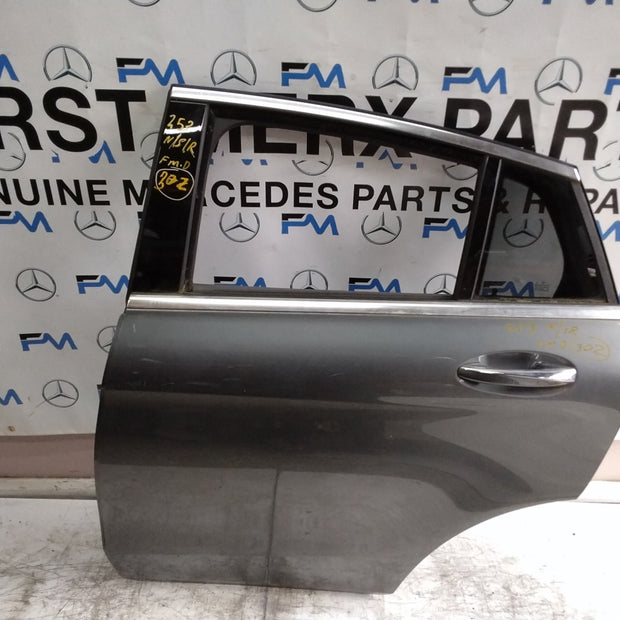 MERCEDES GLC C253  PASSENGER REAR DOOR NSR GREY 2016-22  COMPLETE FMD302