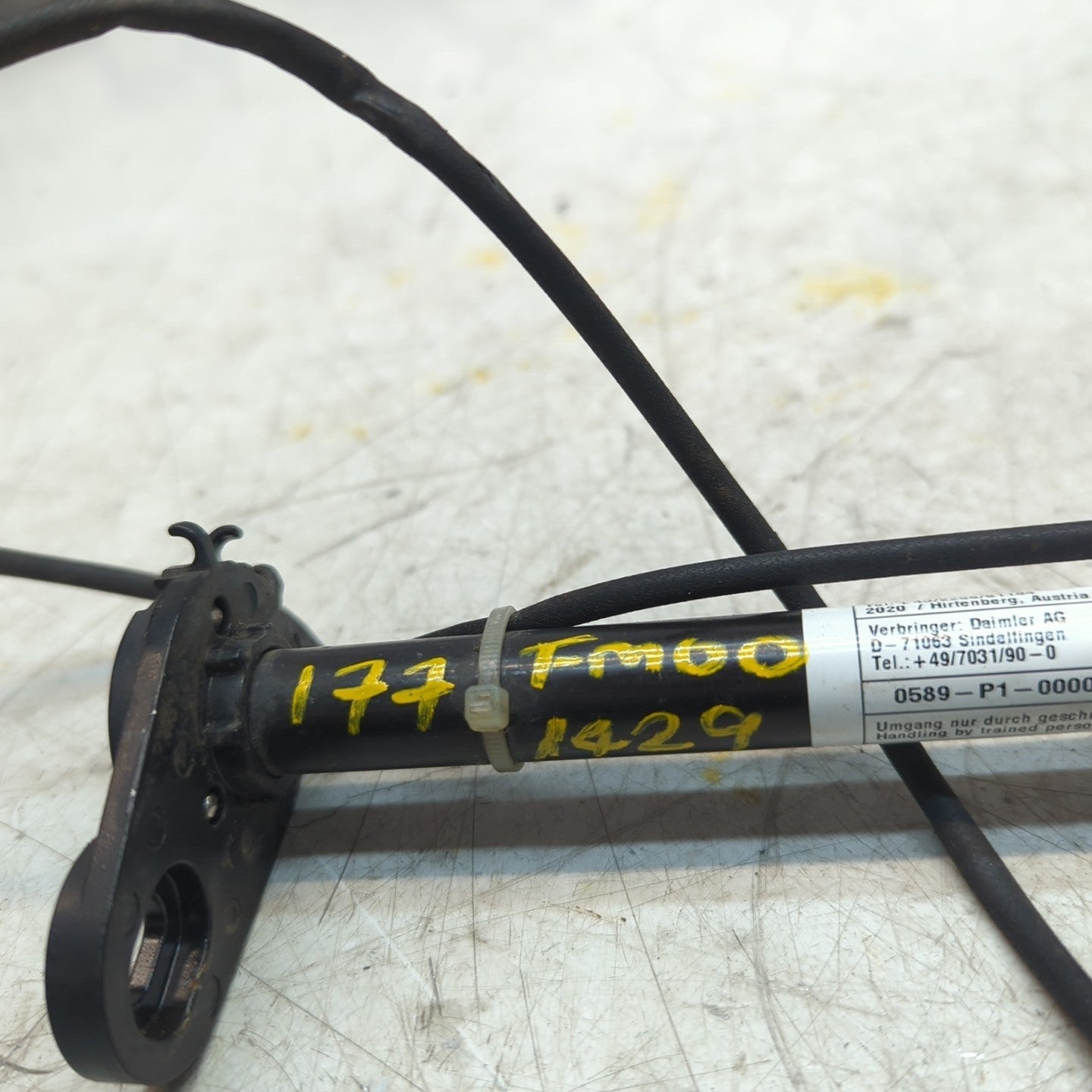 MERCEDES A CLASS W177 BONNET PEDESTRIAN ACTUATOR A1779062301 2016 FM001429