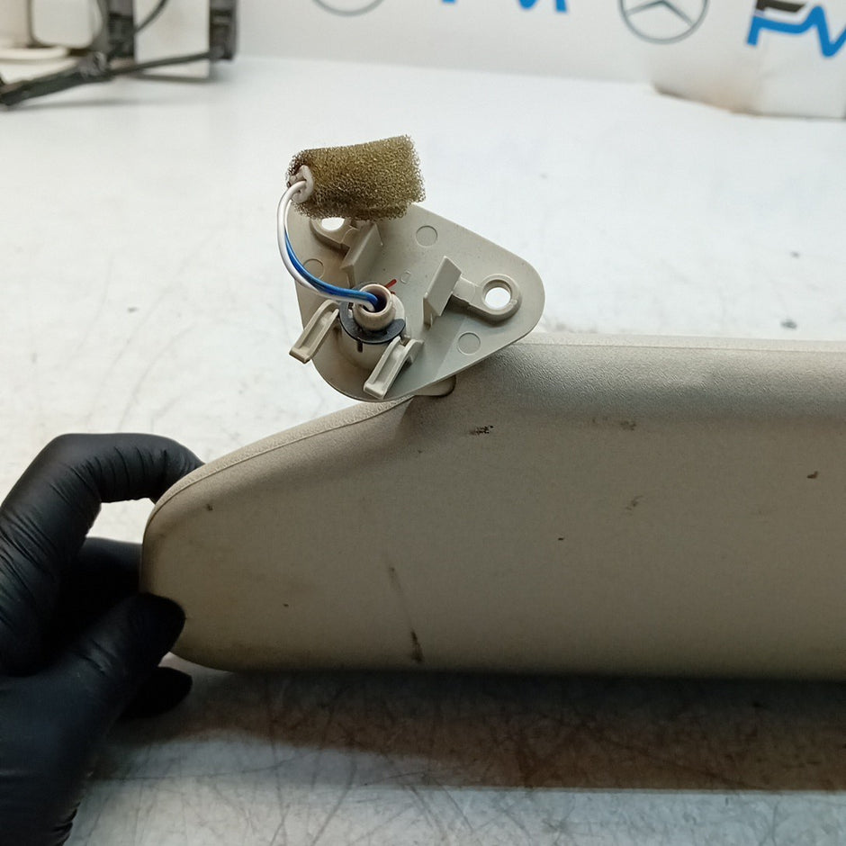 MITSUBISHI OUTLANDER MK3 SUN VISOR DRIVER SIDE OS 2014 FM001630