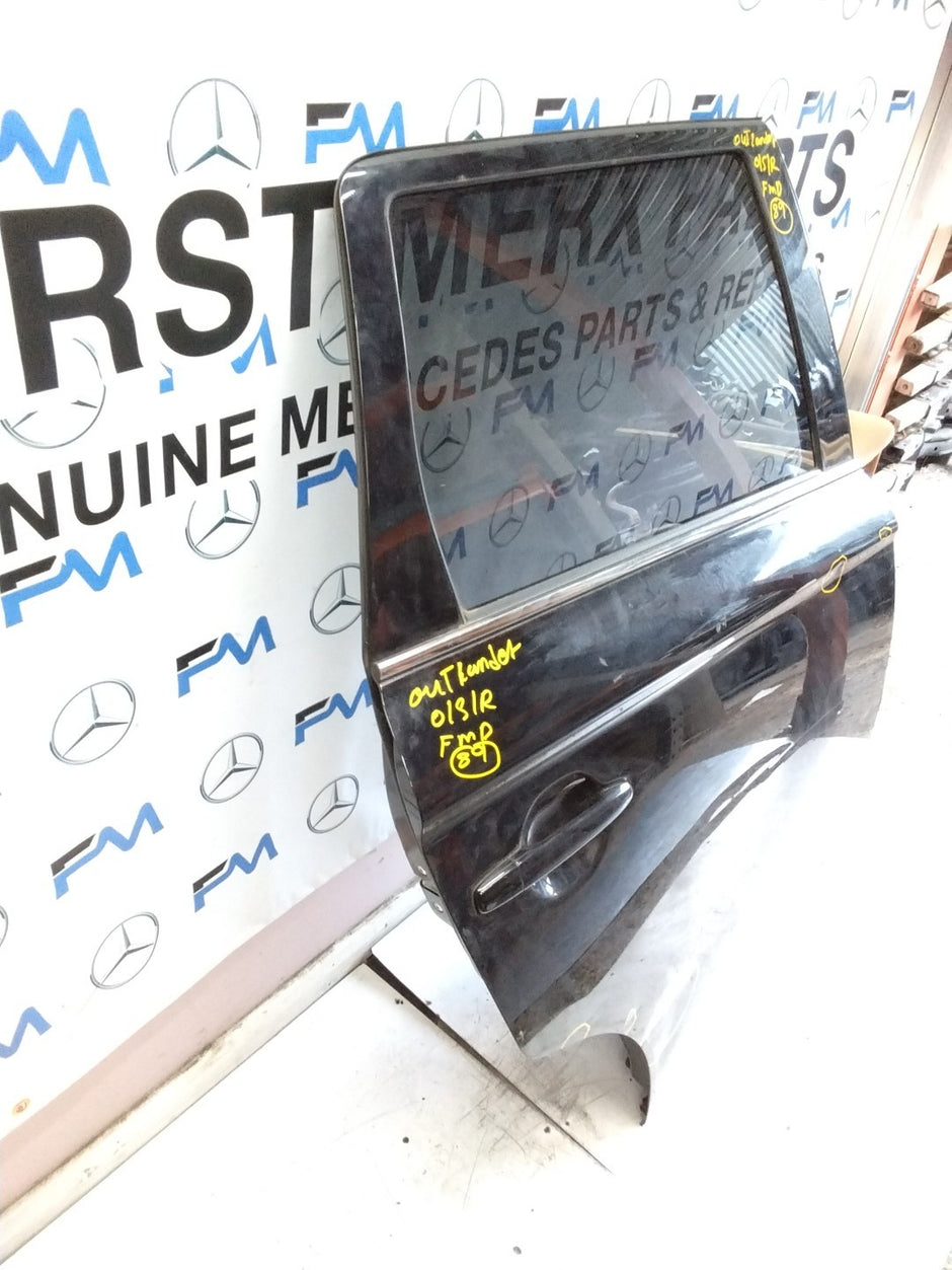 MITSUBISHI OUTLANDER DRIVER SIDE REAR DOOR O/S/R COMPLETE BLACK FMD89