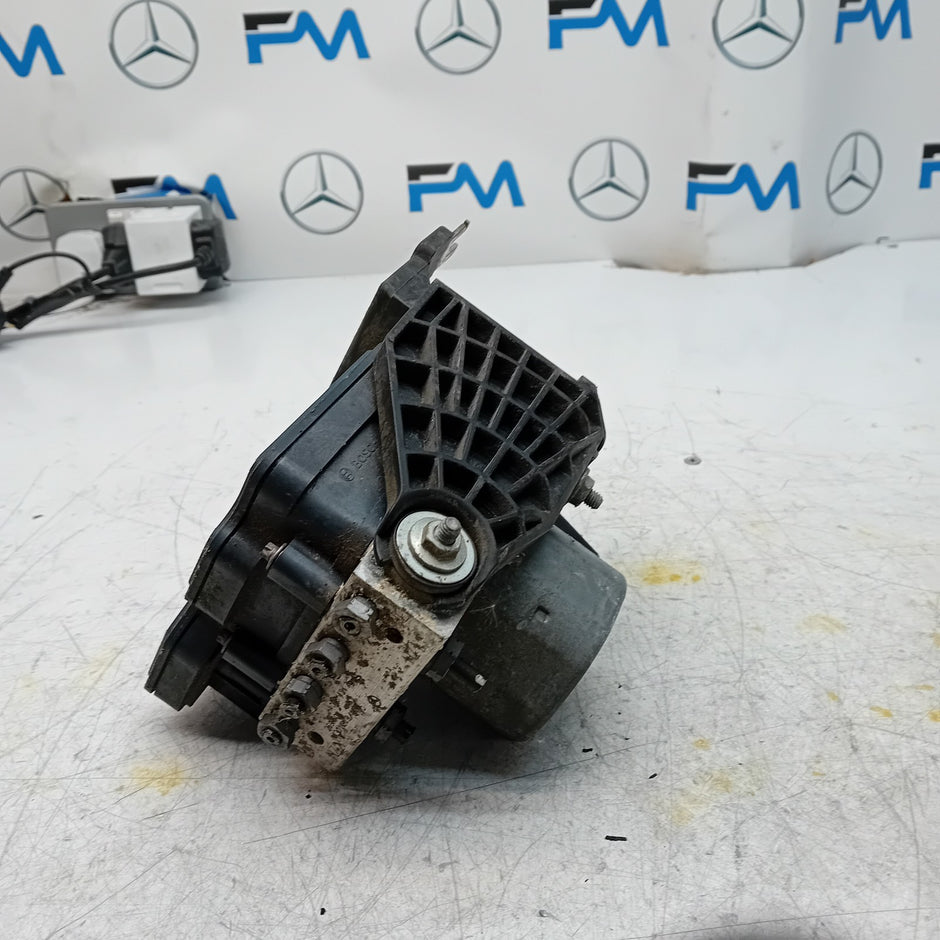 MERCEDES BENZ B-CLASS W246 ABS PUMP CONTROL MODULE UNIT A0084317512 FM001459
