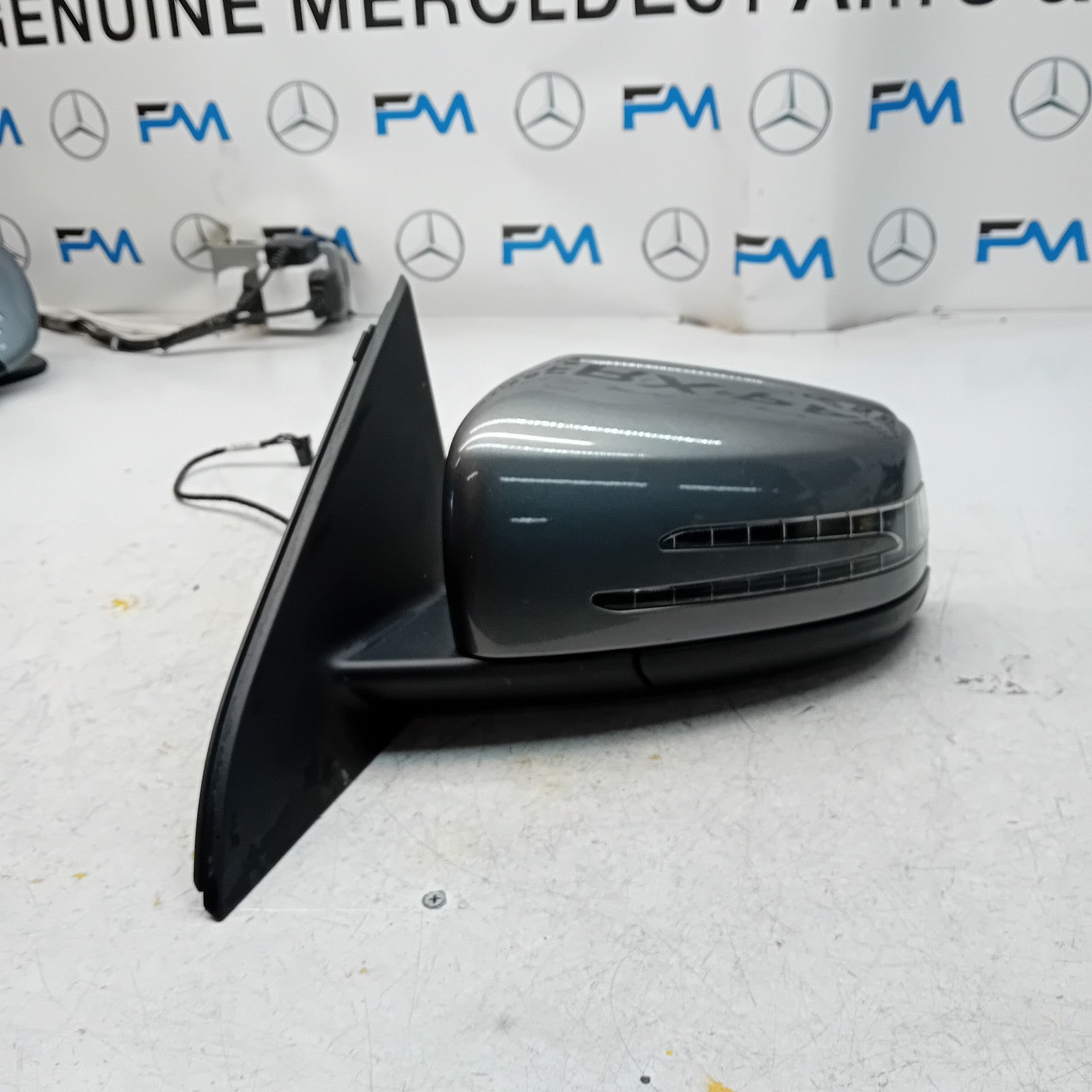 MERCEDES A-CLASS  W176 PASSENGER SIDE WING MIRROR A1768100116 SILVER FMM39