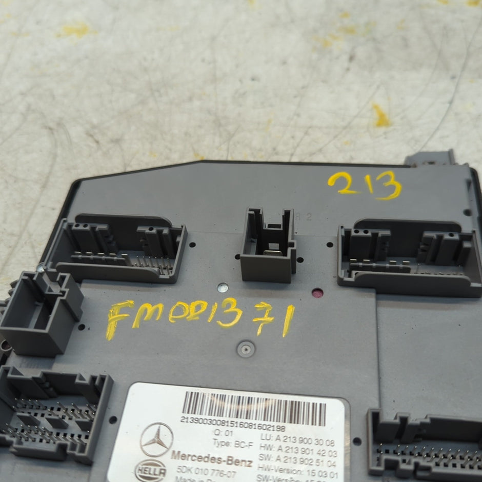 MERCEDES E-CLASS REAR SAM CONTROL MODULE W213 A2139003008 2016 FM001371