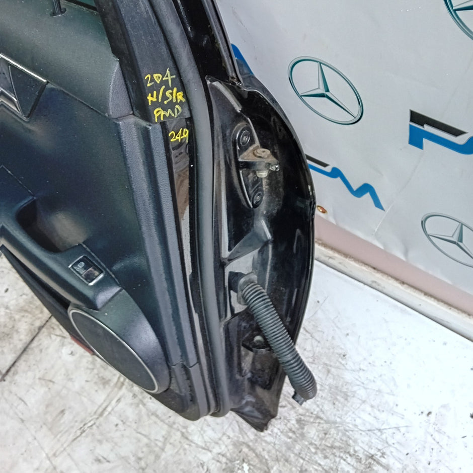 MERCEDES C-CLASS W204 SLN PASSENGER REAR DOOR NSR BLACK 2008-14 COMPLETE FMD249