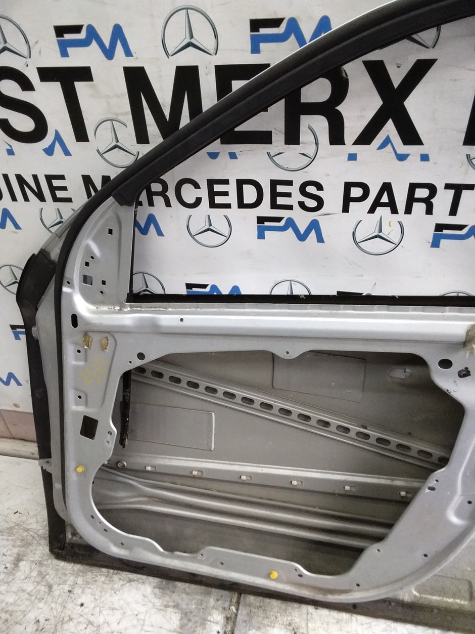 MERCEDES M-CLASS W164 DRIVER FRONT DOOR OSF SILVER 2005-2011  FMD568