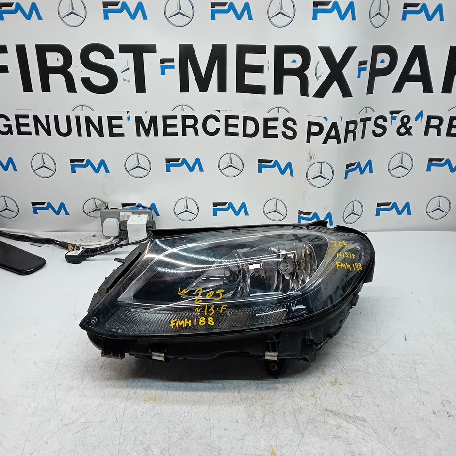 MERCEDES C-CLASS W205 PASSENGER SIDE FRONT HEADLIGHT A2058200761 20l4 FMH188