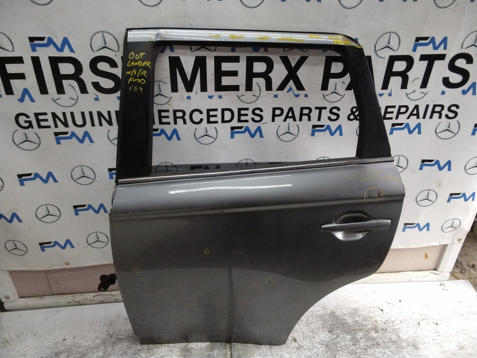 MITSUBISHI OUTLANDER PASSENGER REAR DOOR NSR GREY  FMD564