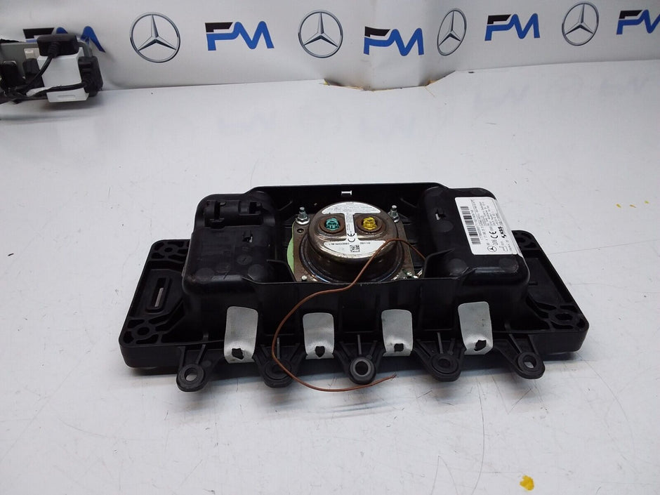 2019 MERCEDES BENZ A-CLASS W177 DRIVER SIDE KNEE AIRBAG A1778602601 FM00327