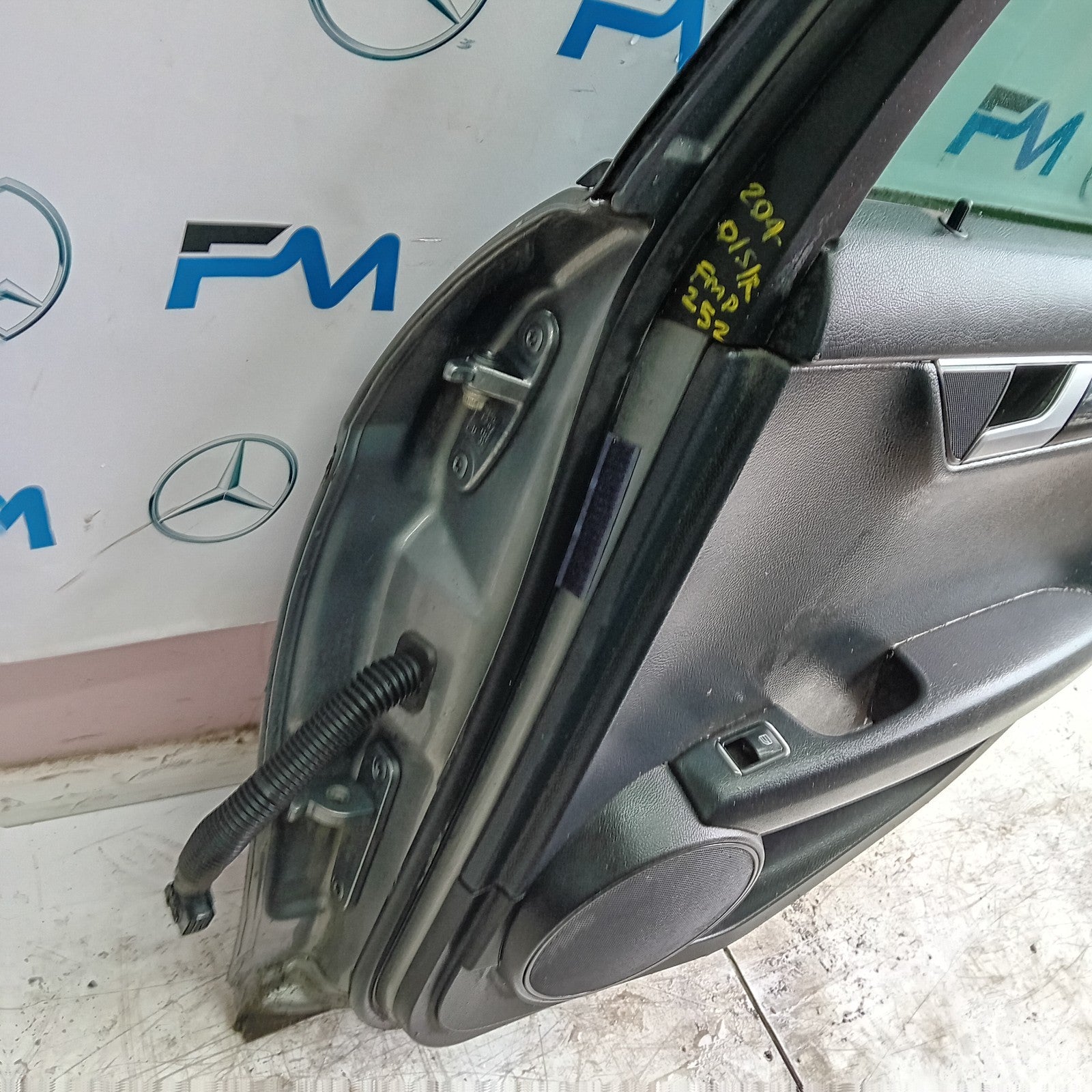 MERCEDES C-CLASS S204 EST DRIVER REAR DOOR OSR SILVER 2008-14 COMPLETE FMD252