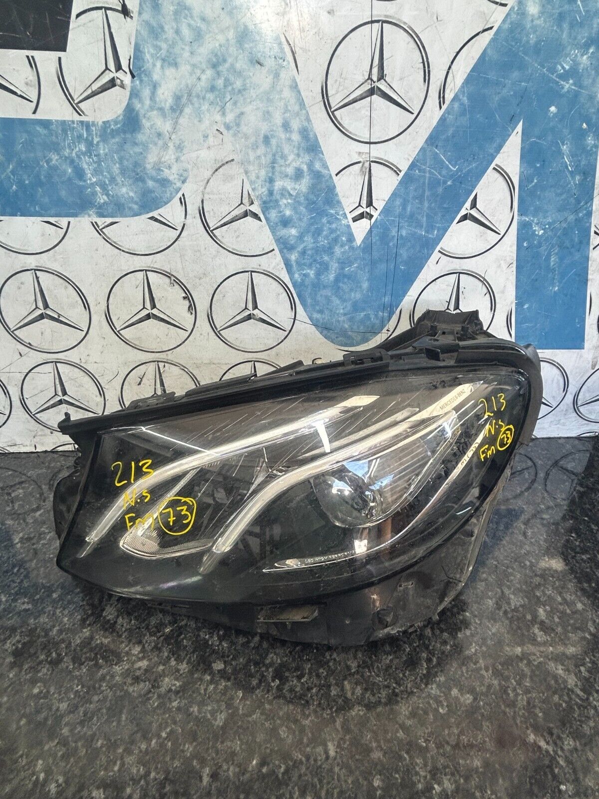 MERCEDES E CLASS PASSENGER SIDE  HEADLIGHT COMPLETE 2016/2022 A2139064104 FMH73