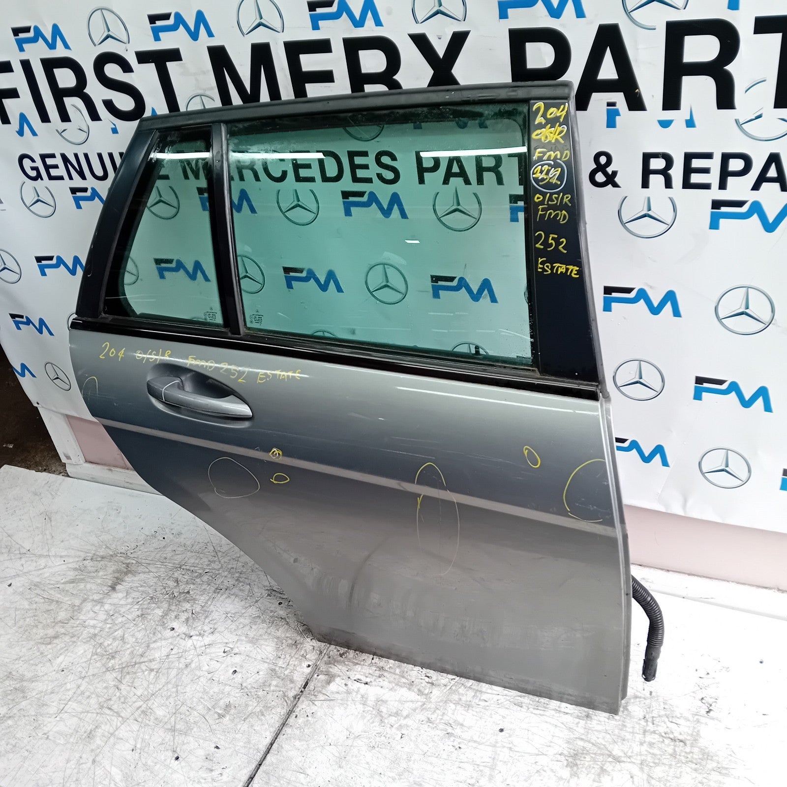 MERCEDES C-CLASS S204 EST DRIVER REAR DOOR OSR SILVER 2008-14 COMPLETE FMD252