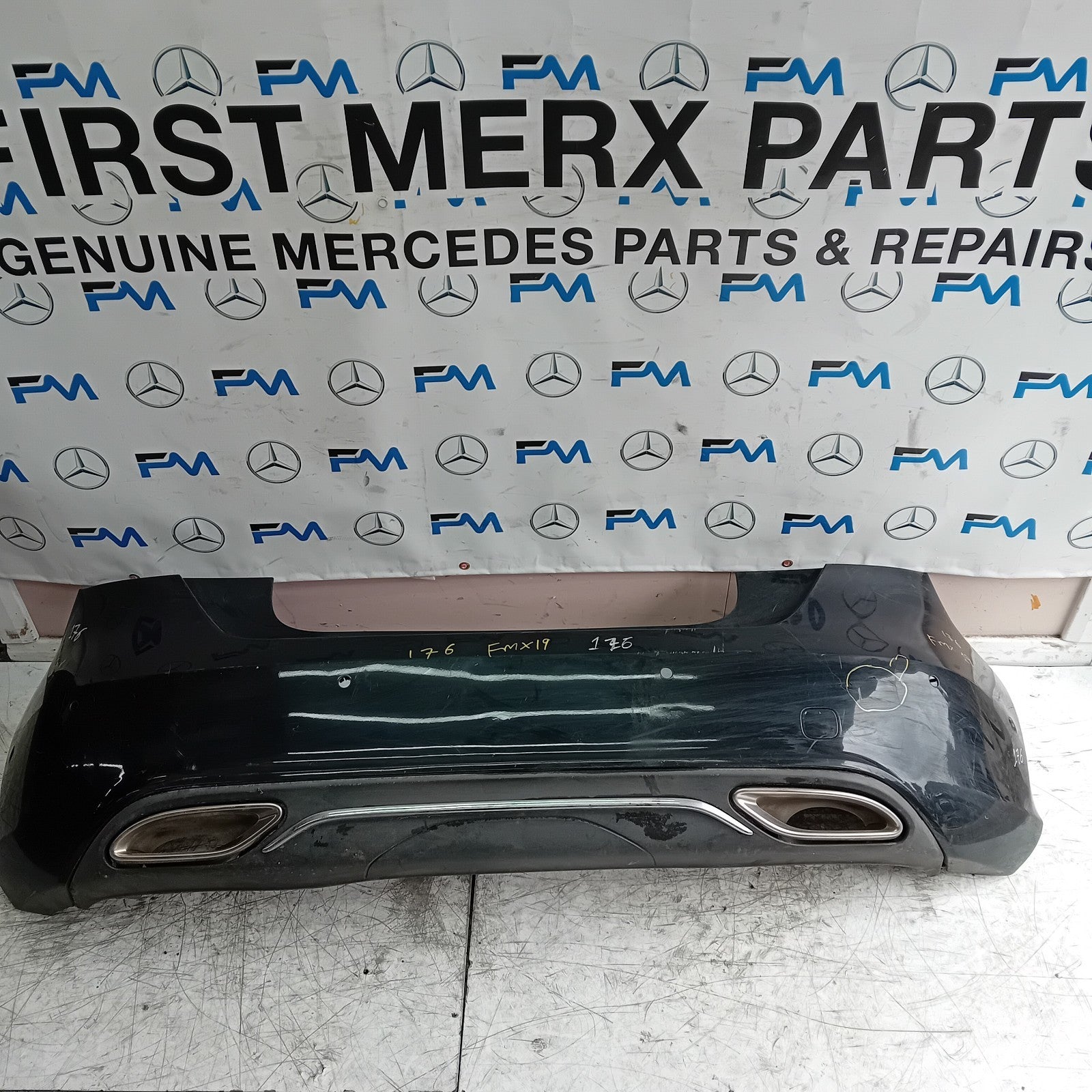 MERCEDES BENZ  A-CLASS W176 REAR BUMPER A1768854225 2016 BLACK COMPLETE FMX19