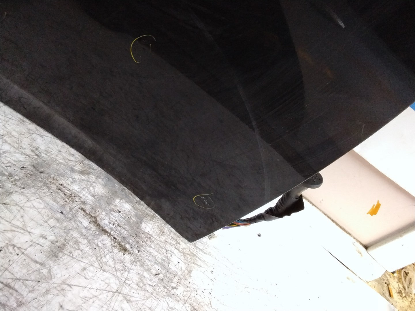 MITSUBISHI OUTLANDER DRIVER FRONT DOOR OSF BLACK  FMD583