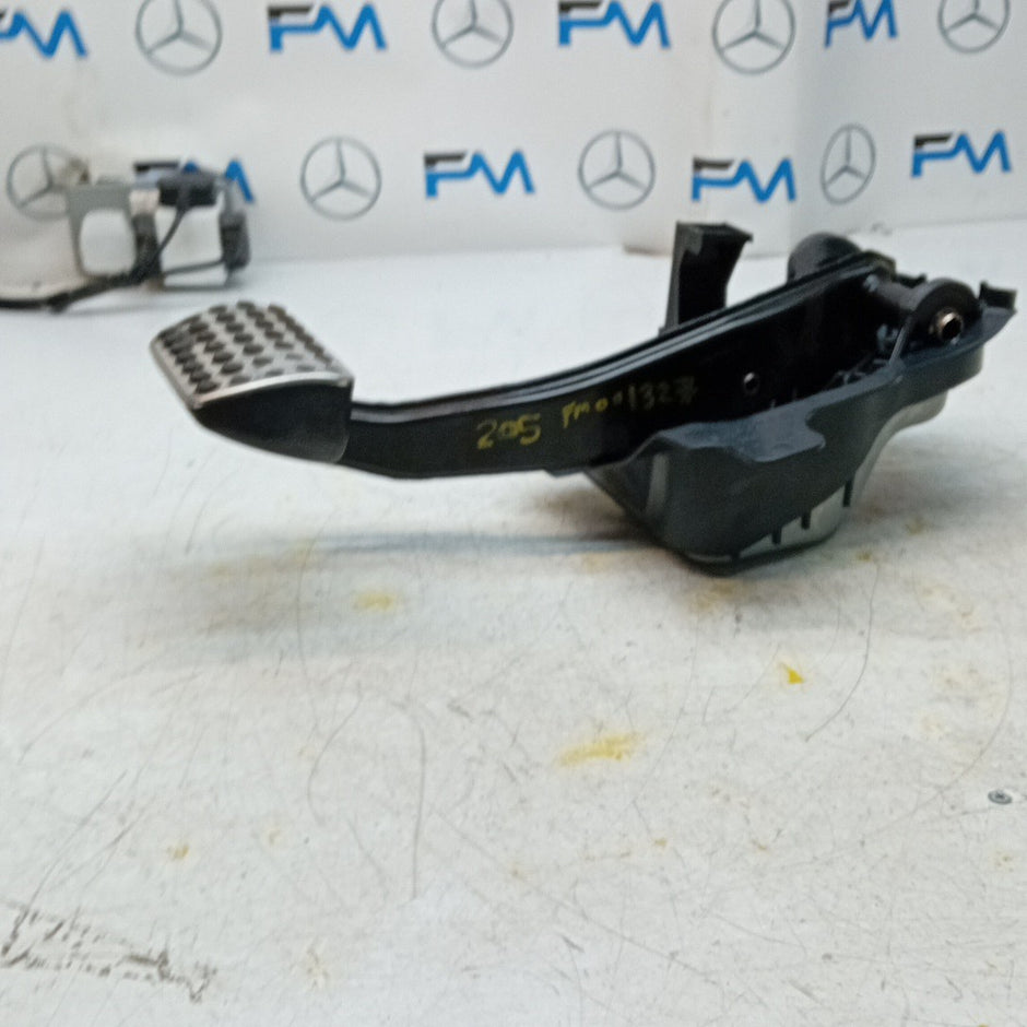 MERCEDES BENZ C-CLASS W205 BRAKE PEDAL A2052920308 2014 ON FM001327