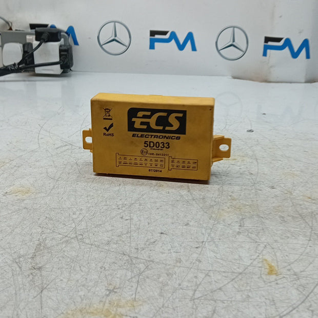 MITSUBISHI OUTLANDER MK3 TOW TRAILER CONTROL MODULE  2014-2021 FM001623