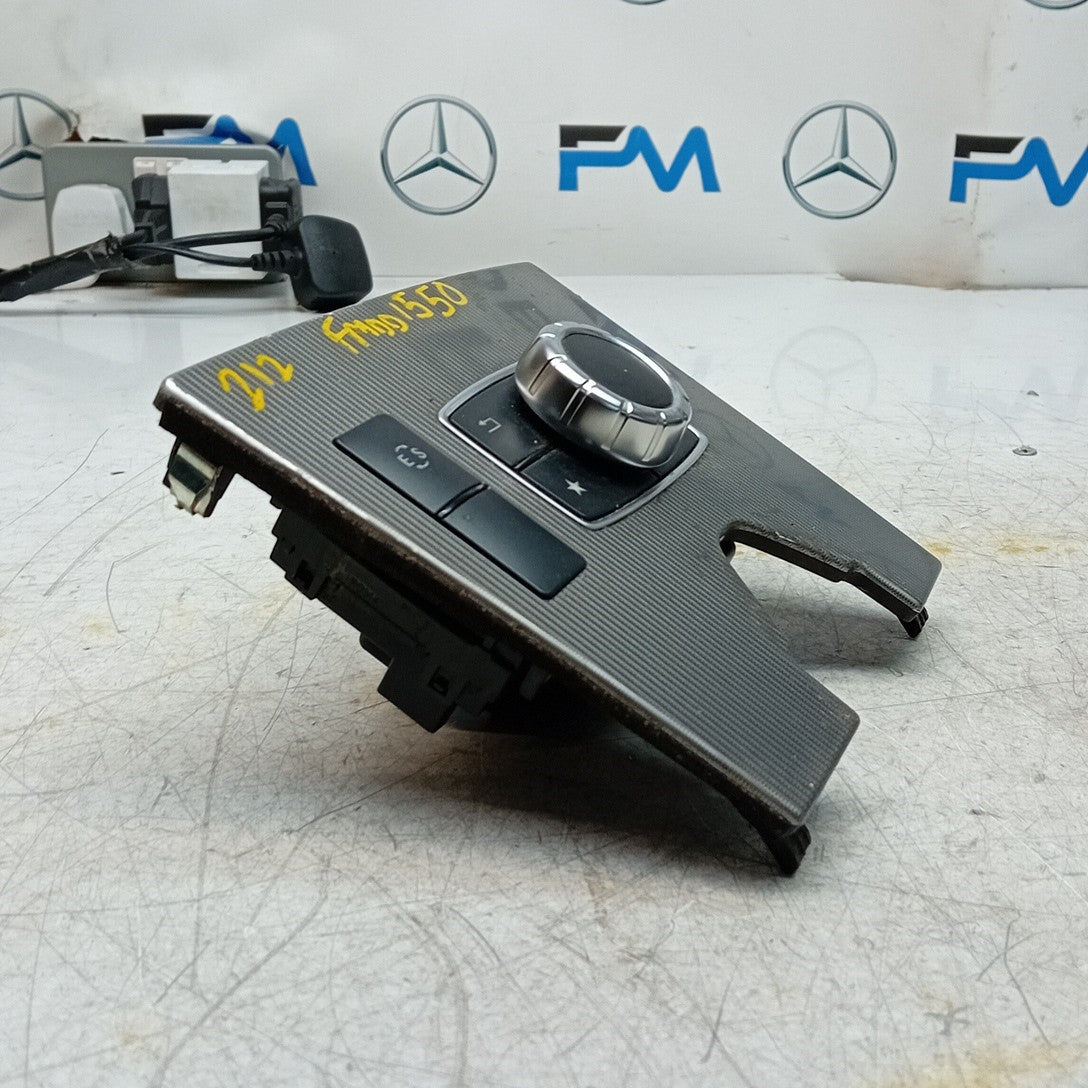 MERCEDES E CLASS W212  SAT NAV MULTIMEDIA  SWITCH A2126806993 2016 FM001550