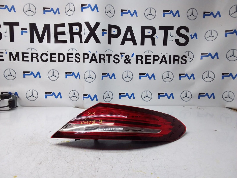 2020 MERCEDES  C CLASS W205 REAR DRIVER SIDE O/S LED LIGHT A2059063205 FMT22