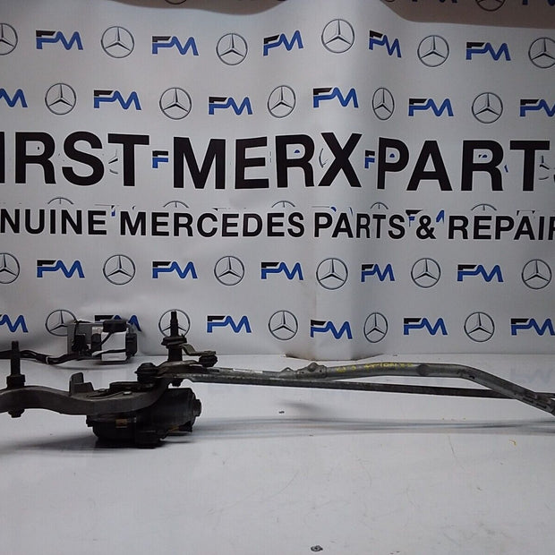 MERCEDES E-CLASS 2016 W213 A2138200740 FRONT WIPER MOTOR  FM00180