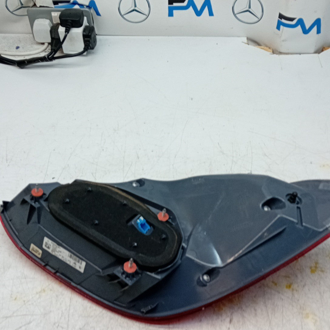 MERCEDES C-CLASS W205 PASSENGER LEFT REAR TAIL LIGHT A2059061357 2017 FMT297