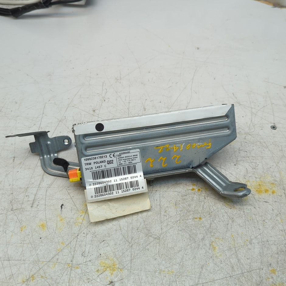 MERCEDES  S-CLASS W222 PASSENGER REAR SIDE  AIRBAG MODULE A2228604302 FM001422